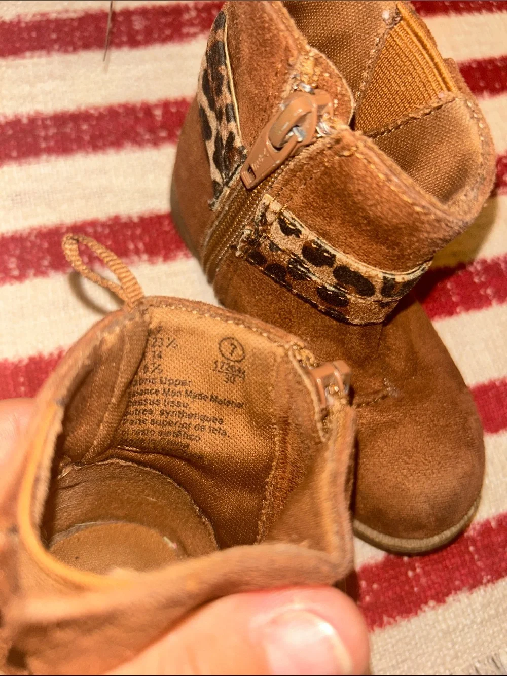 Zoe & Zac soft brown